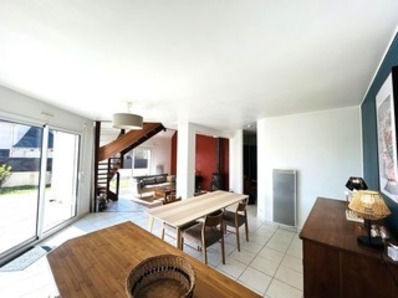 Location Maison lumineuse pour 8 personnes proche plage du Fort-Bloqu&eacute; - Wifi, jardin, parking